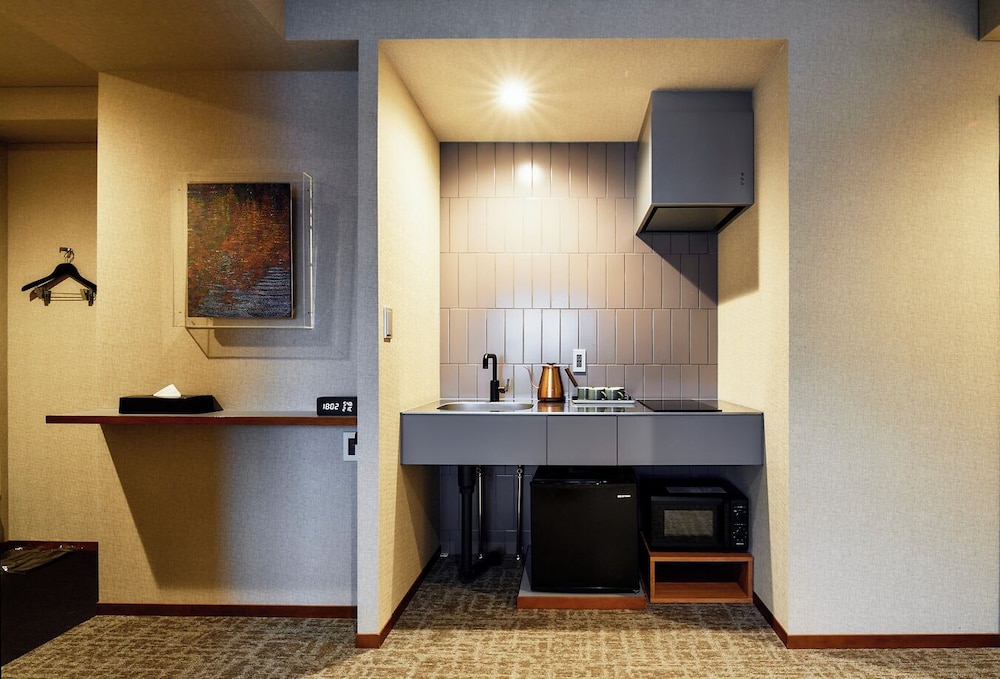 プレミアム ルーム 禁煙 客室4 | & HOTEL HAKATA