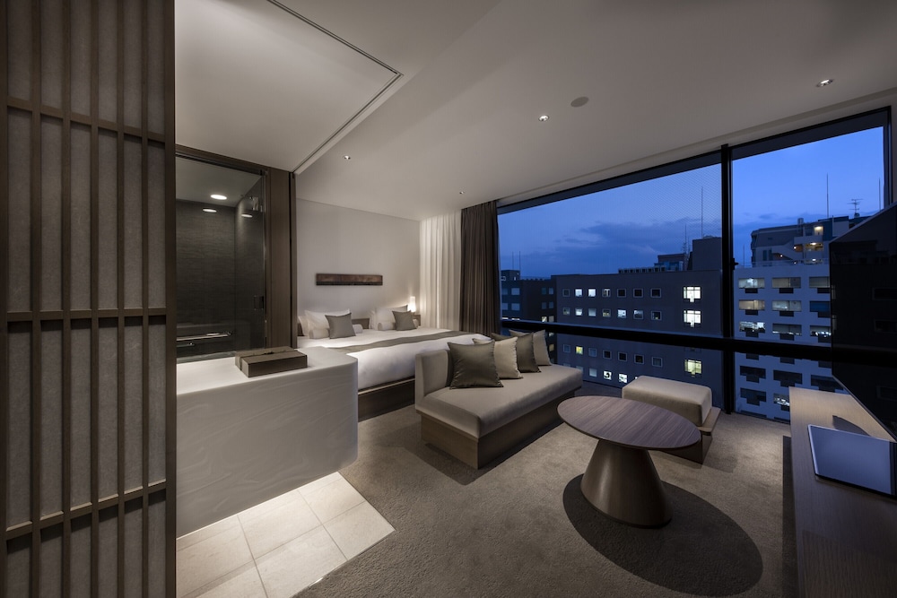 デラックス キングルーム 禁煙 (ラウンジアクセス付) | ザ ロイヤルパークホテル アイコニック 京都