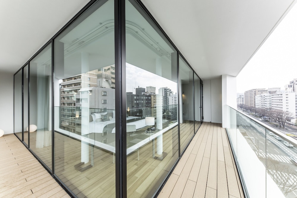 コーナーバルコニーツインルーム 禁煙 (ラウンジアクセス付) バルコニー0 | ザ ロイヤルパークホテル アイコニック 京都