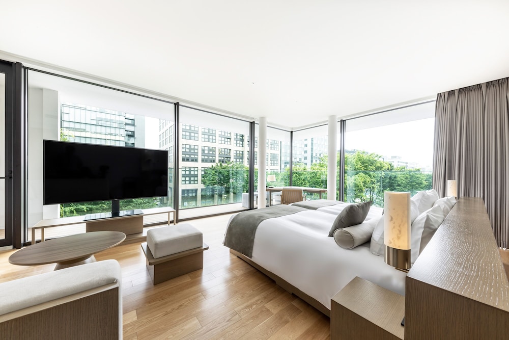 コーナーバルコニーツインルーム 禁煙 (ラウンジアクセス付) | ザ ロイヤルパークホテル アイコニック 京都