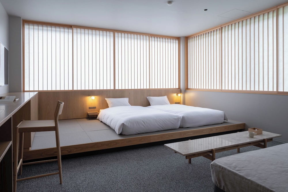 Superior with Japanese-style and Mountain View 客室2 | MIROKU NARA by THE SHARE HOTELS