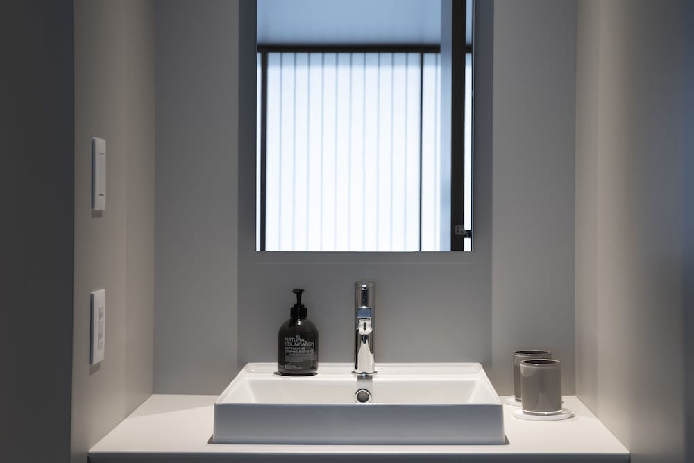 Superior with Japanese-style バスルーム1 | MIROKU NARA by THE SHARE HOTELS