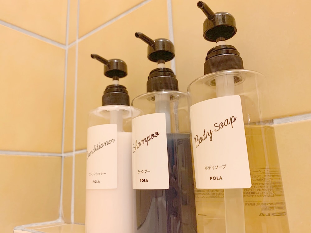 ツインルーム 喫煙可 バスルームの設備0 | でいごホテル