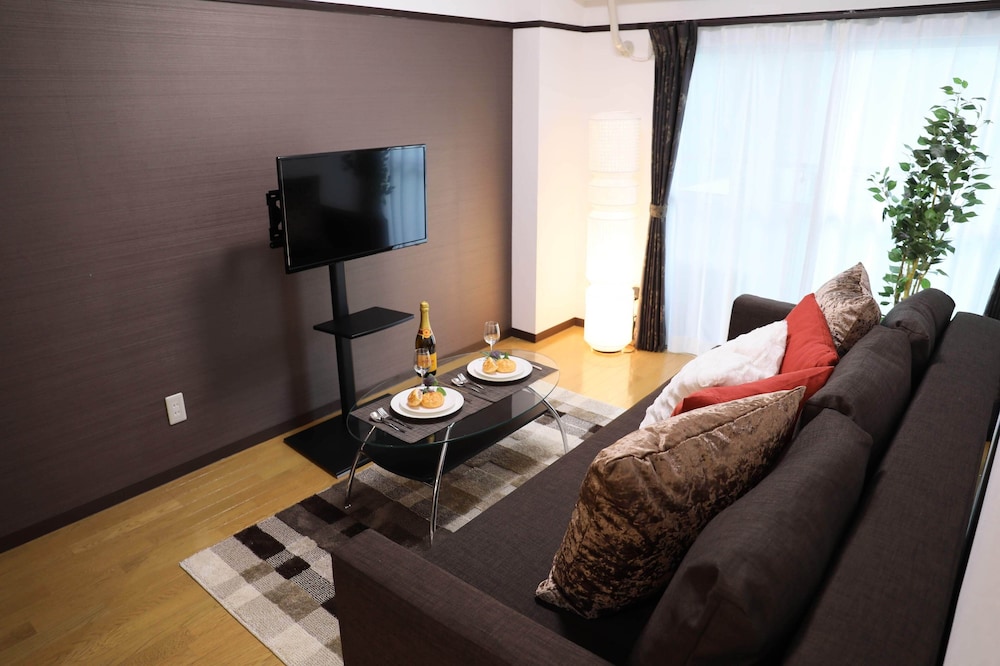 アパートメント 禁煙 (402) リビング エリア0 | ケイアイコンホテルズ池下