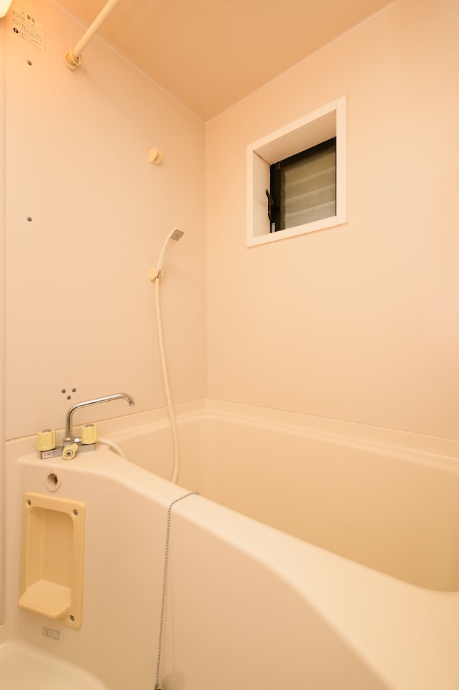 和室 2名 喫煙可 バスルーム3 | Tabist ビジネス宿 セピア 御前崎