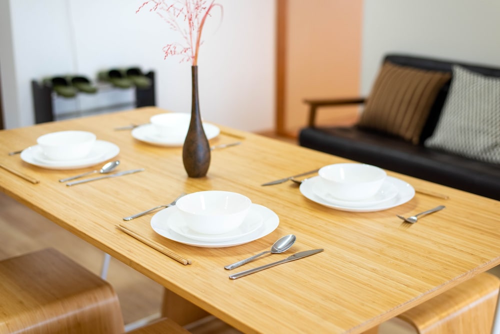 アパートメント 禁煙 客室内のダイニングエリア1 | TORA HOTEL Taito D