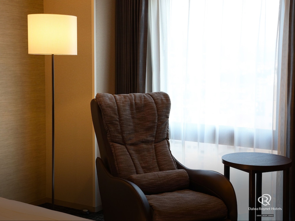 【禁煙】デラックスキングルーム 客室1 | ダイワロイネットホテル山形駅前