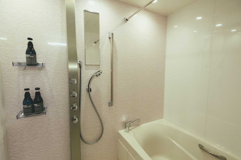 スーペリア スタジオ バスルーム0 | LIBERATED HOTEL 春吉開地