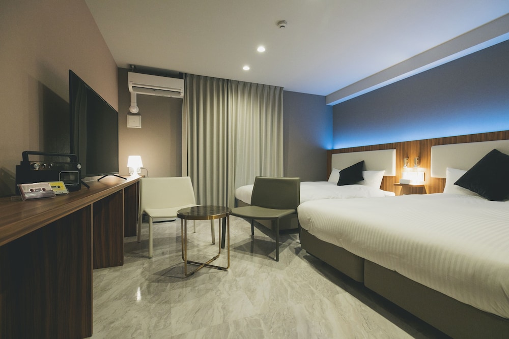 スーペリア ツインルーム | LIBERATED HOTEL 春吉開地