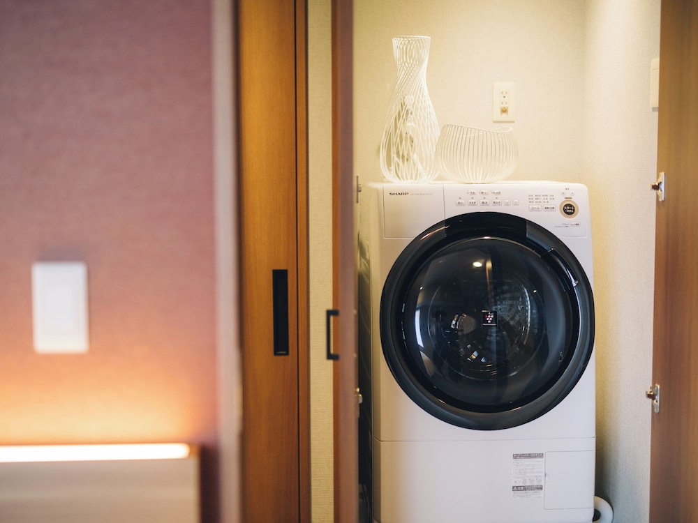 スーペリア 2 ベッドルーム スイート ランドリー0 | MIMARU SUITES 京都四条