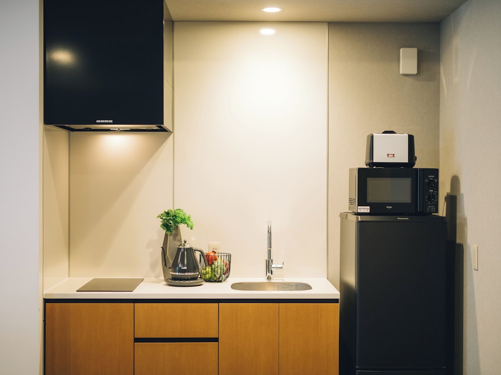 スーペリア 2 ベッドルーム スイート 専用キッチン1 | MIMARU SUITES 京都四条