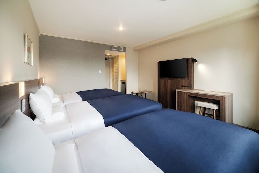 (禁煙) スーペリアツインパークビュー エキストラベッド1台使用 客室1 | ホテルマイステイズ広島 平和公園前