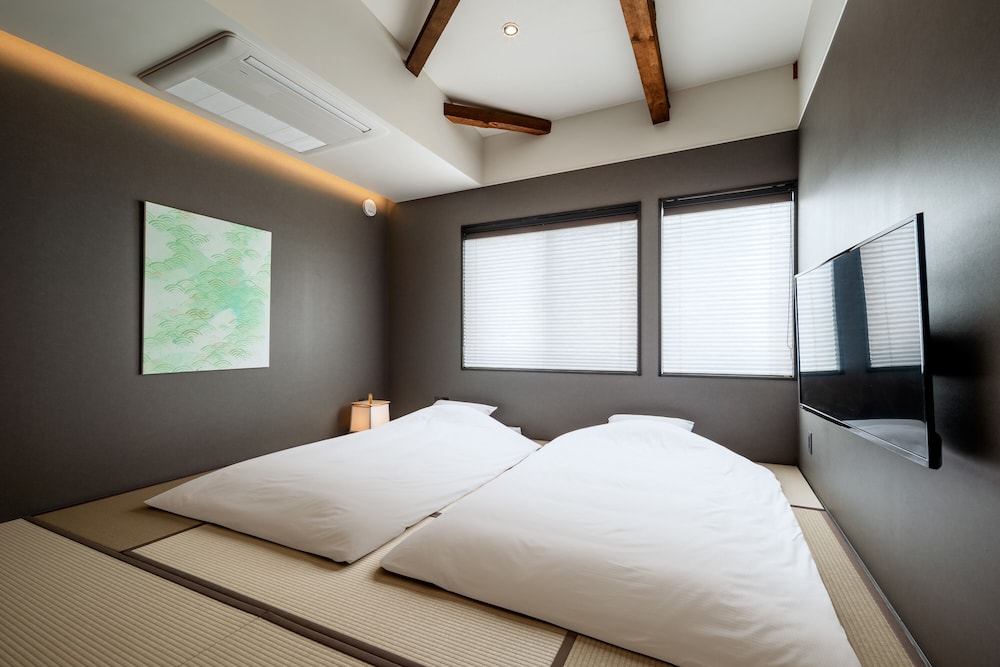 トラディショナル ツインルーム 禁煙 専用バスルーム | THE MACHIYA HOTEL TAKAYAMA