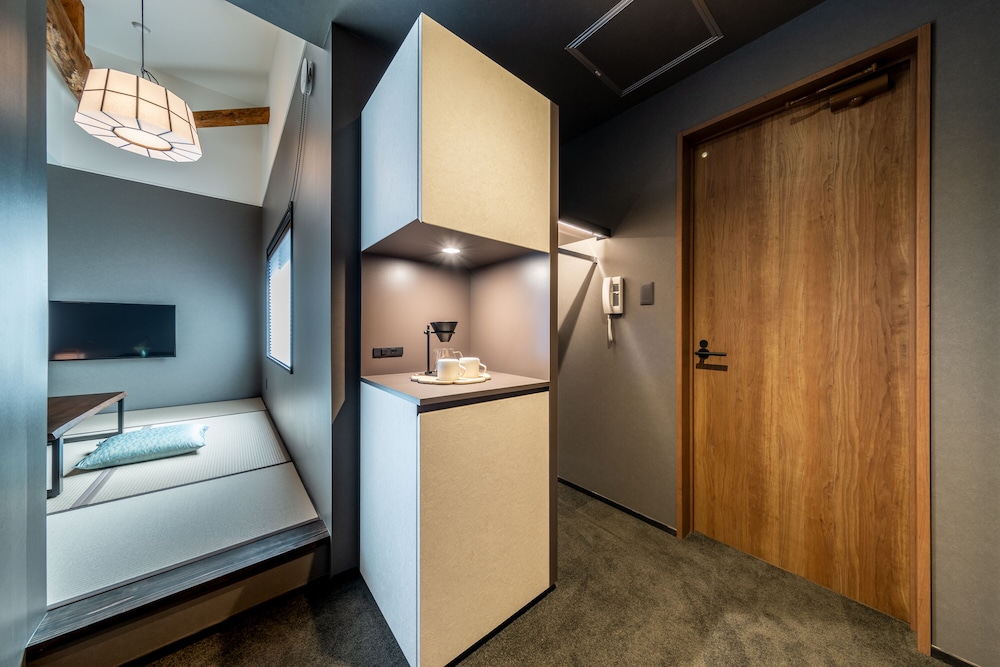 トラディショナル ツインルーム 禁煙 専用バスルーム 客室3 | THE MACHIYA HOTEL TAKAYAMA