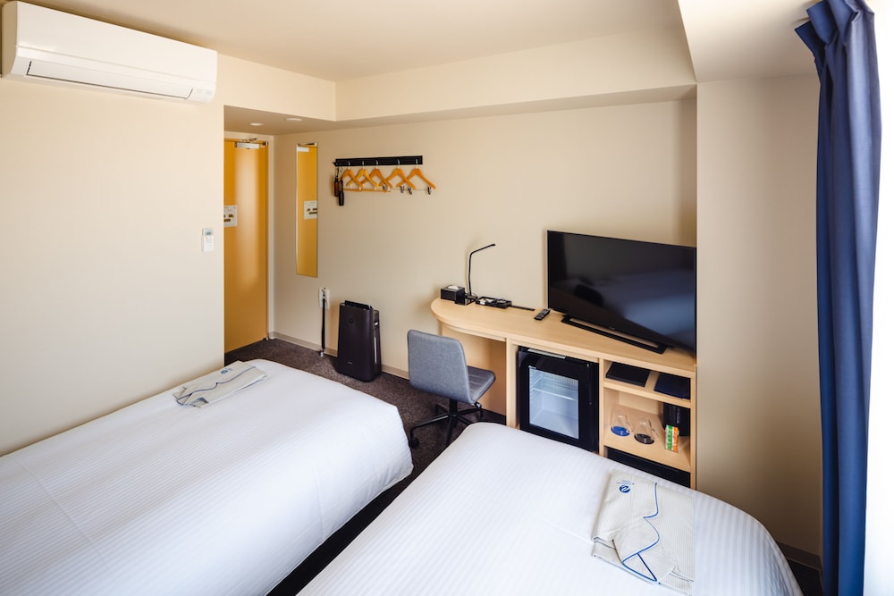ツインルーム 禁煙 客室2 | JR クレメントイン今治