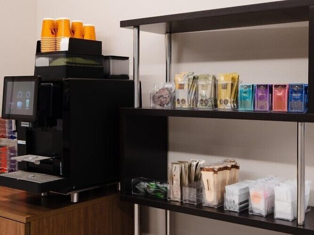 フロント1 | JR クレメントイン今治