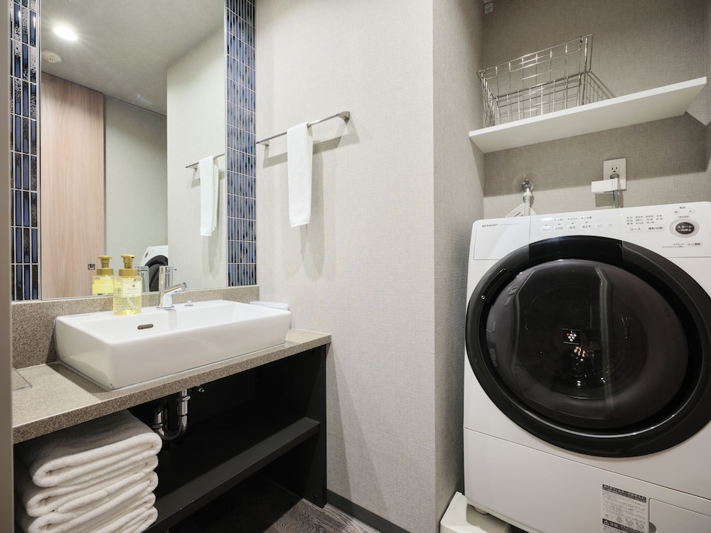 デラックス ジャパニーズ ルーム 禁煙 客室3 | MONday Apart Premium 上野御徒町