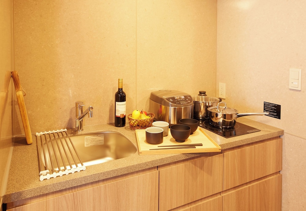 デラックス ジャパニーズ ルーム 禁煙 専用キッチン0 | MONday Apart Premium 上野御徒町