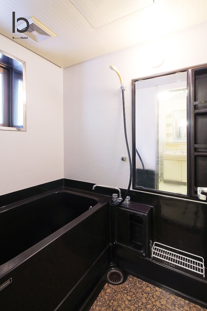 アパートメント 3 ベッドルーム 禁煙 (301) バスルーム0 | 宮島ゲストハウス 鹿庭荘