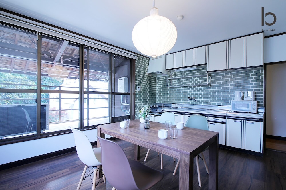 アパートメント 3 ベッドルーム 禁煙 (301) 客室28 | 宮島ゲストハウス 鹿庭荘