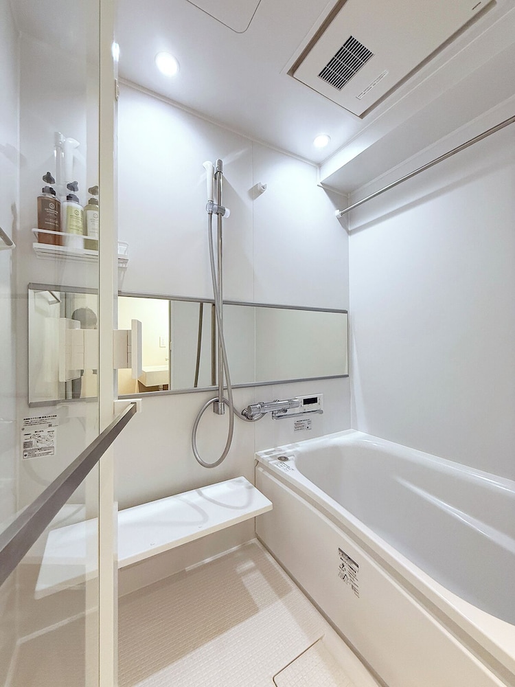 アパートメント 1 ベッドルーム 禁煙 (601) バスルーム2 | b hotel 小町