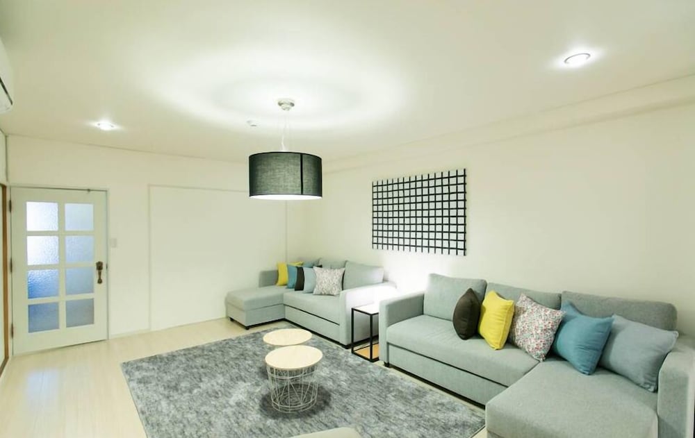 アパートメント 2 ベッドルーム 禁煙 リビング エリア3 | Marumasa 201