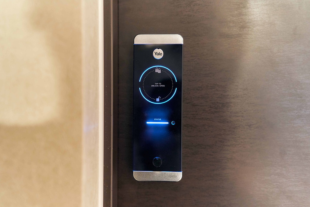 施設内の設備1 | STAYAT OSAKA SHINSAIBASHI east