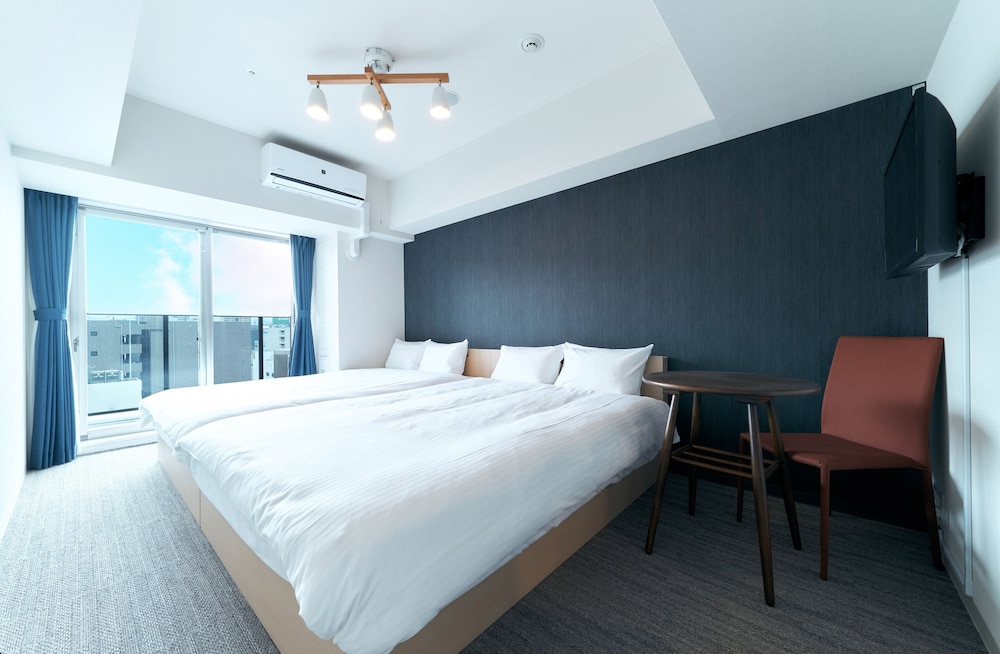 客室1 | STAYAT OSAKA SHINSAIBASHI east