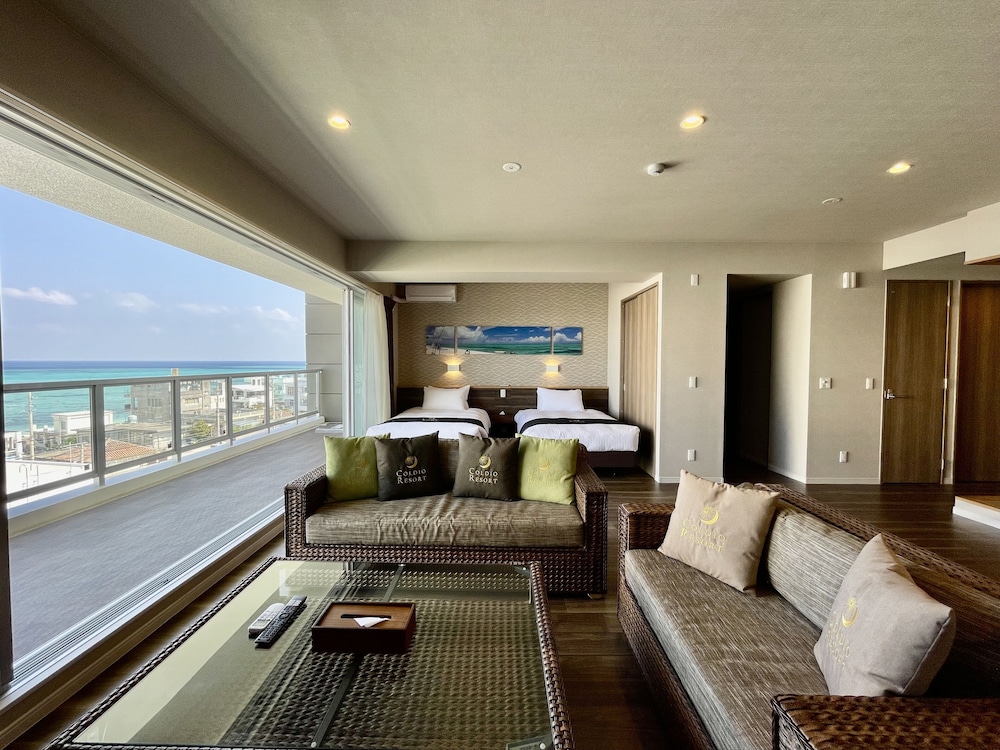 客室1 | コーラルパレス恩納 by サンセットアベニュー