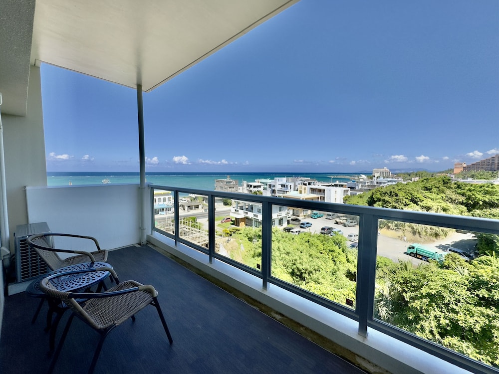 パーシャルオーシャンビュー デラックス·スイートコンド 禁煙 客室30 | コーラルパレス恩納 by サンセットアベニュー