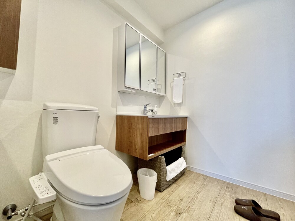 スタンダード・スイートコンド 禁煙 バスルーム10 | コーラルパレス恩納 by サンセットアベニュー