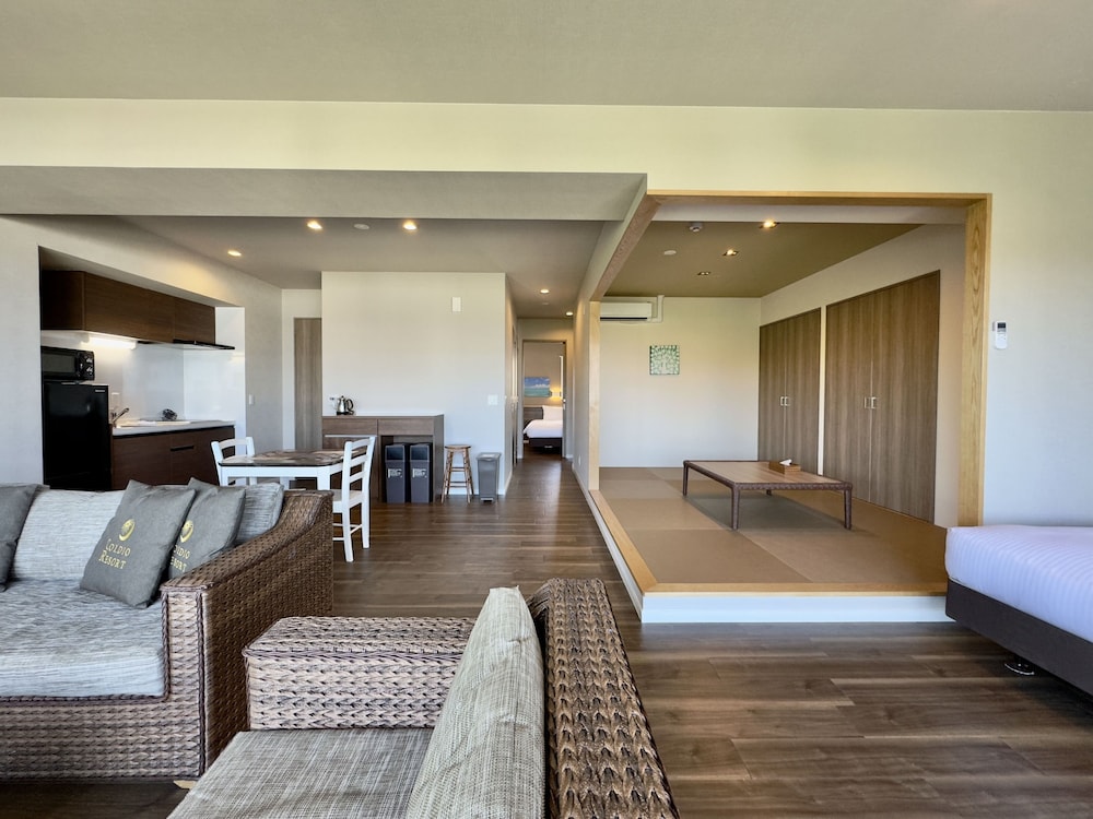 パーシャルオーシャンビュー デラックス·スイートコンド 禁煙 客室23 | コーラルパレス恩納 by サンセットアベニュー