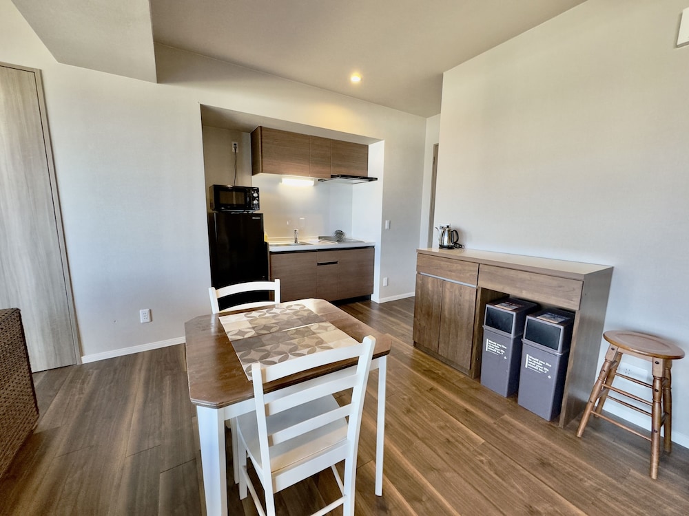 パーシャルオーシャンビュー デラックス·スイートコンド 禁煙 客室28 | コーラルパレス恩納 by サンセットアベニュー