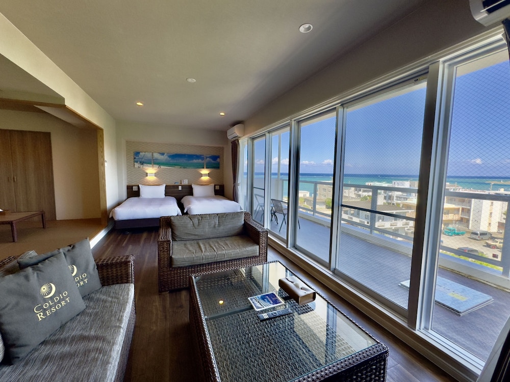 パーシャルオーシャンビュー デラックス·スイートコンド 禁煙 客室14 | コーラルパレス恩納 by サンセットアベニュー
