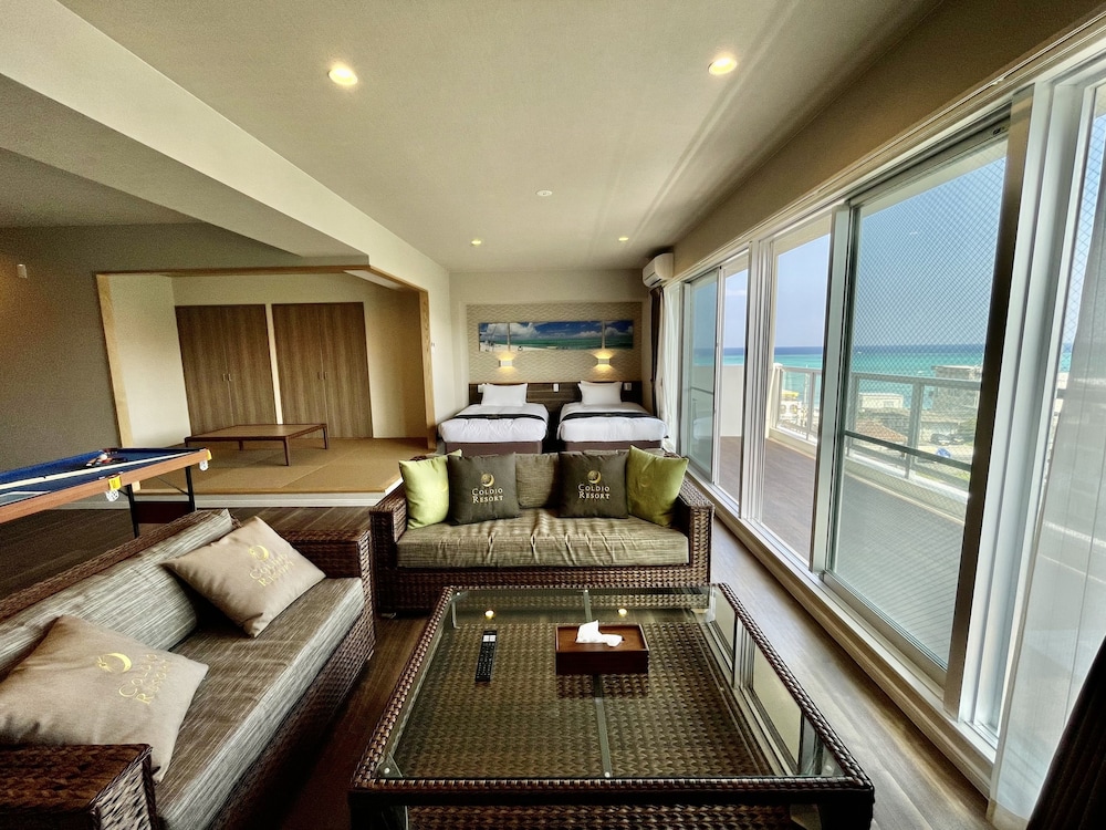 パーシャルオーシャンビュー デラックス·スイートコンド 禁煙 客室3 | コーラルパレス恩納 by サンセットアベニュー