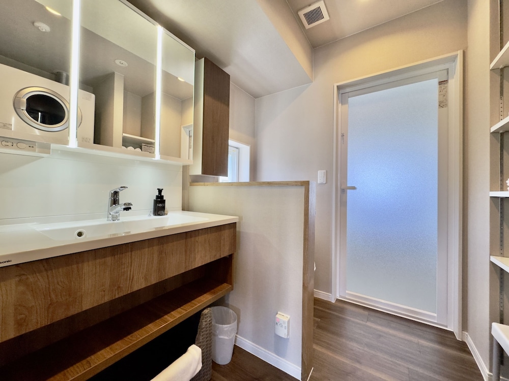 パーシャルオーシャンビュー デラックス·スイートコンド 禁煙 客室33 | コーラルパレス恩納 by サンセットアベニュー