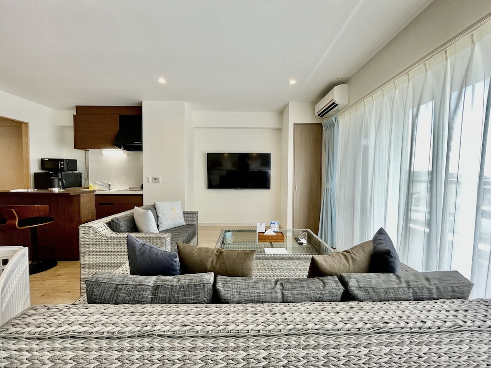 スタンダード・スイートコンド 禁煙 客室12 | コーラルパレス恩納 by サンセットアベニュー