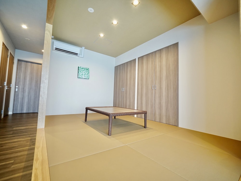 スタンダード・スイートコンド 禁煙 客室1 | コーラルパレス恩納 by サンセットアベニュー