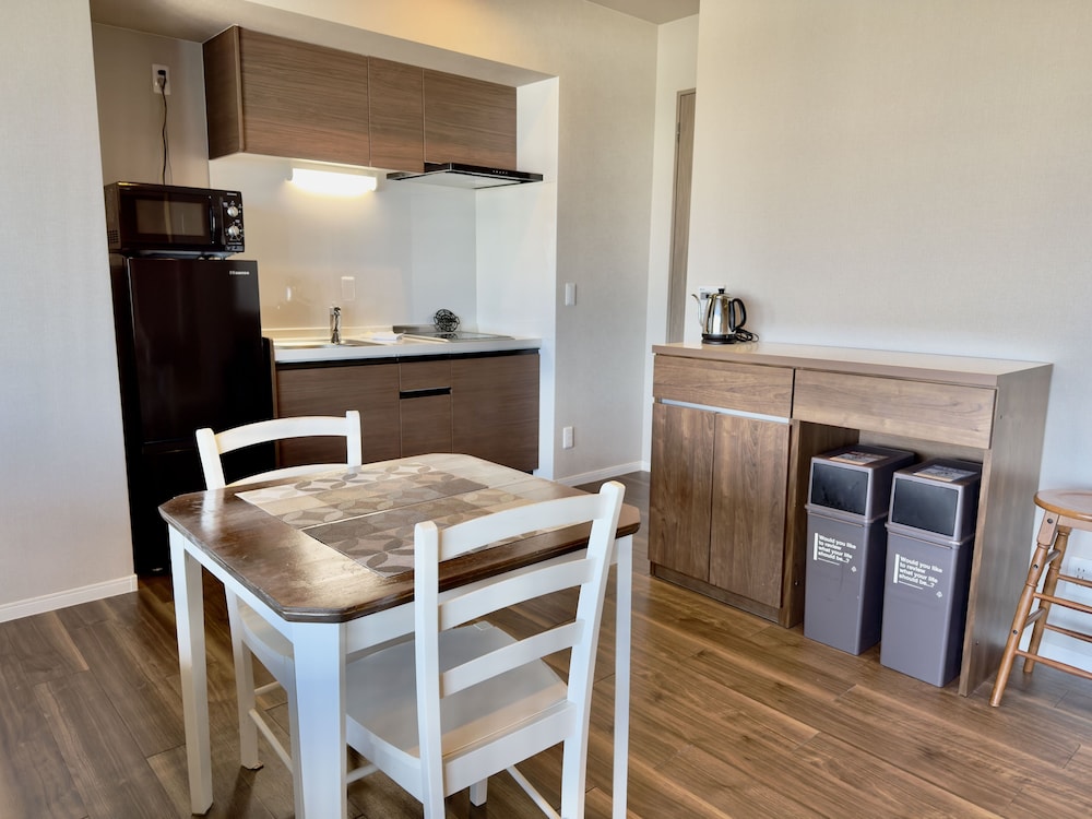 パーシャルオーシャンビュー デラックス·スイートコンド 禁煙 客室18 | コーラルパレス恩納 by サンセットアベニュー