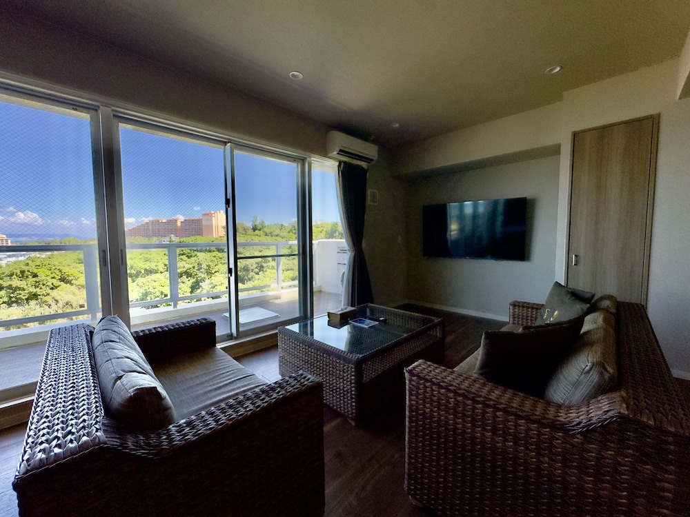 パーシャルオーシャンビュー デラックス·スイートコンド 禁煙 客室17 | コーラルパレス恩納 by サンセットアベニュー