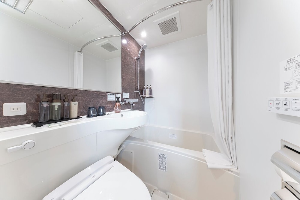 スタンダード ツインルーム 禁煙 バスルーム0 | ジョイテルホテルなんば道頓堀