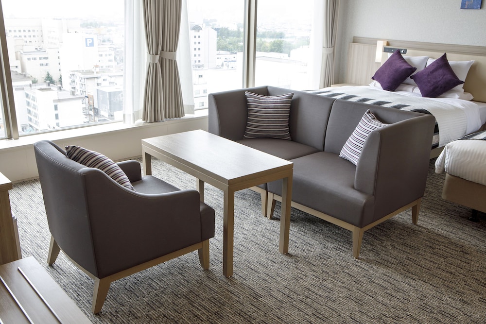 デラックスツイン 禁煙 大人定員4名 客室2 | ホテルマイステイズ函館五稜郭