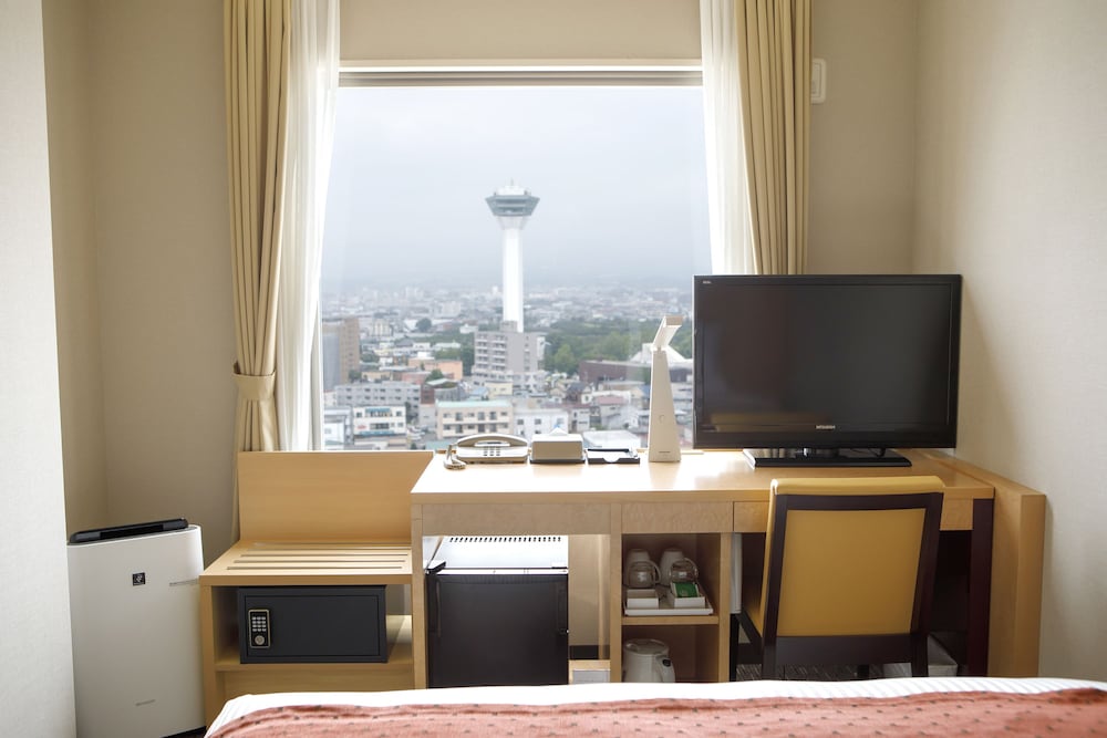 スタンダードクイーン 喫煙可 大人定員2名 客室2 | ホテルマイステイズ函館五稜郭