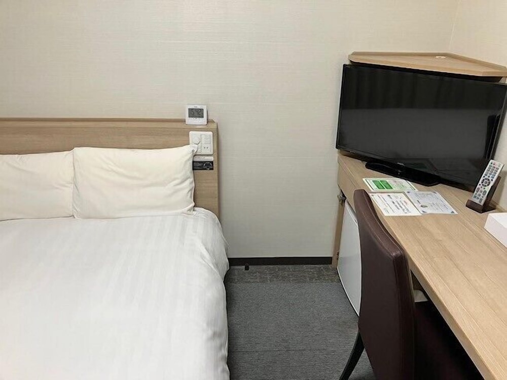 セミダブル ルーム 禁煙 (13.6 ㎡) 客室2 | ドーミーイン EXPRESS 松江