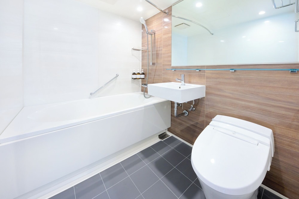 スタンダードツイン+1 1F 禁煙 客室2 | プリシアリゾート ヨロン