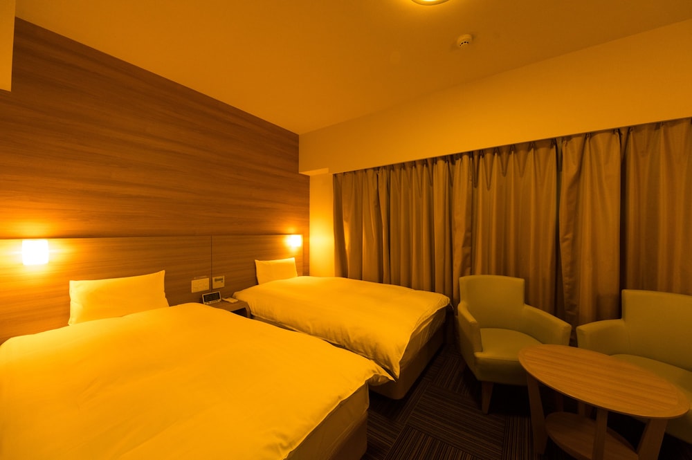 コンパクトツインルーム　禁煙（16.5平米） 客室2 | 天然温泉茶月の湯　ドーミーイン　ＥＸＰＲＥＳＳ掛川