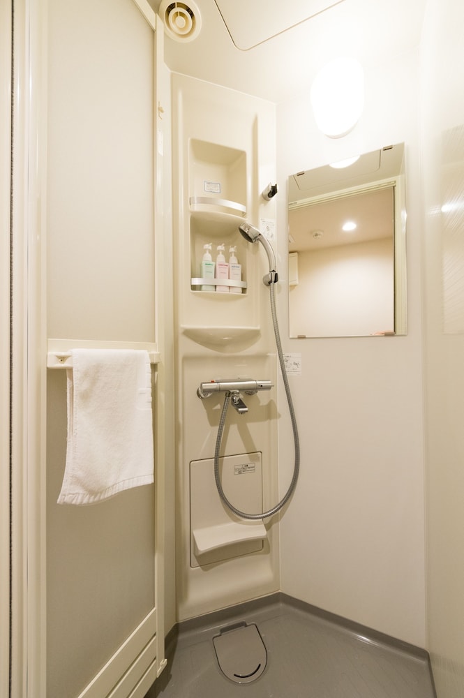 エコノミー ダブルルーム ダブルベッド 1 台 禁煙 バスルーム0 | 天然温泉茶月の湯 ドーミーイン EXPRESS掛川