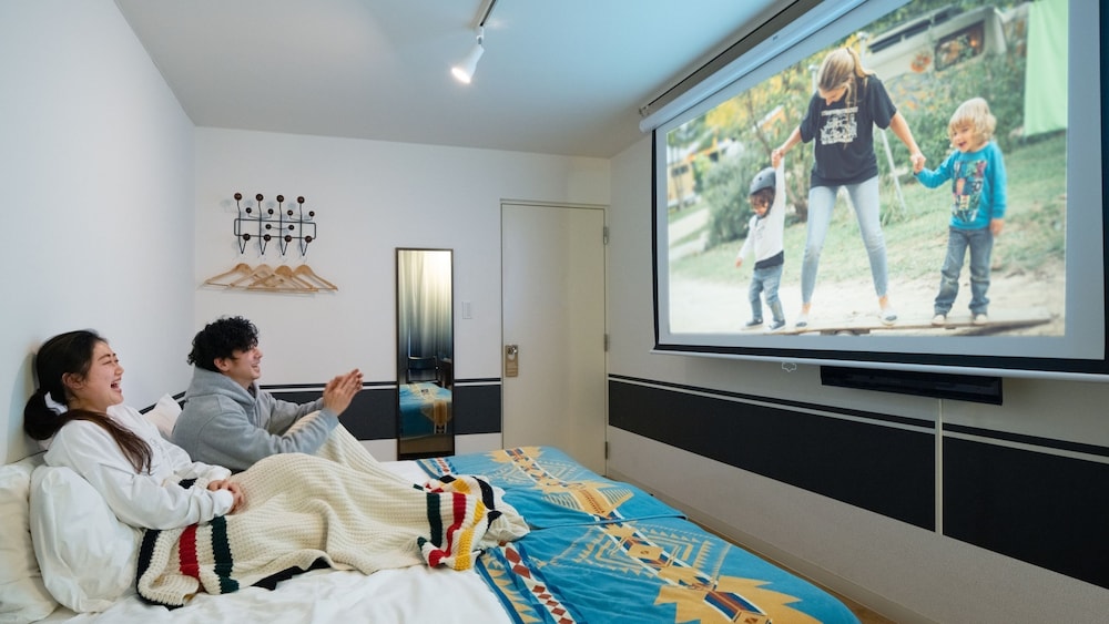 [専用バス・トイレ付] スーペリア キングorツインルーム 客室10 | ホテル グラフィー ネズ