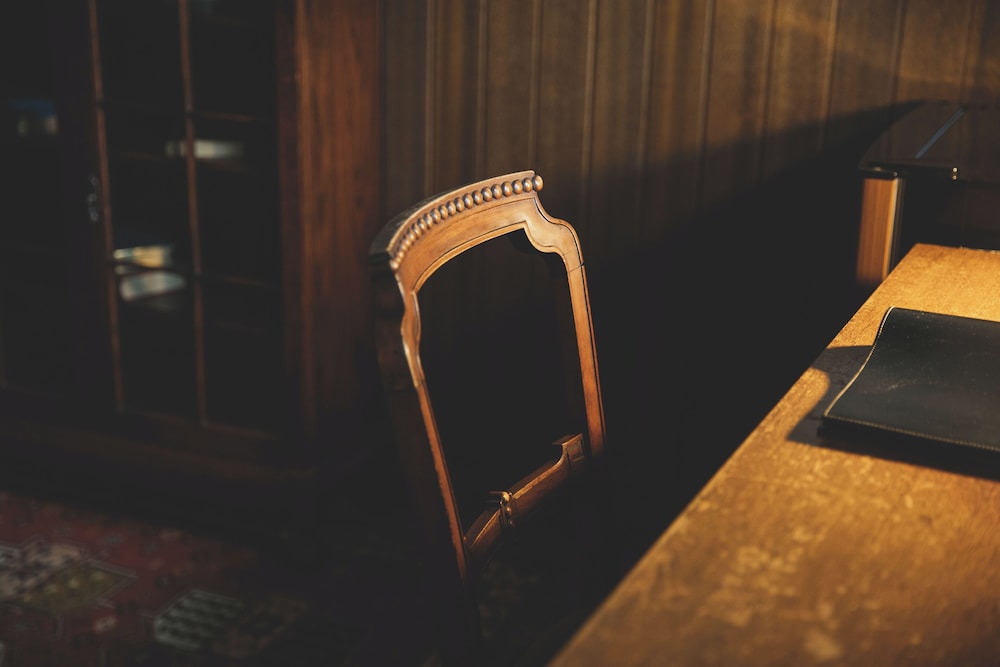 スタンダード ツインルーム 共用バスルーム 客室2 | ホテル花小宿