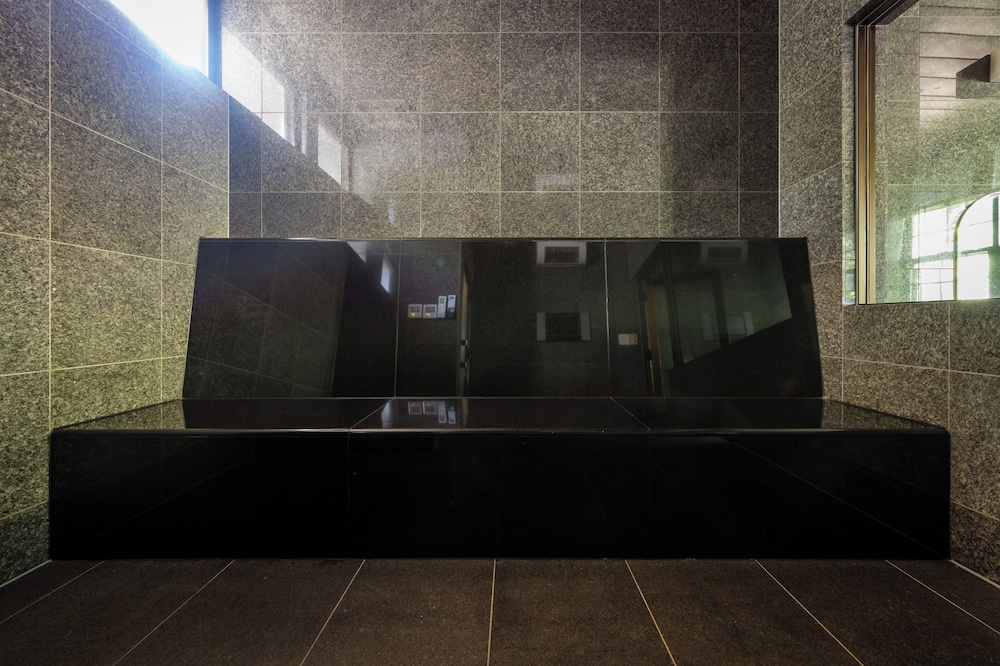 ヴィラ 4名用 バスルーム1 | 有馬山叢 御所別墅